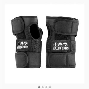 187 Killer Pads wrist guards for skateboarding/inline skating. BNIB size Medium